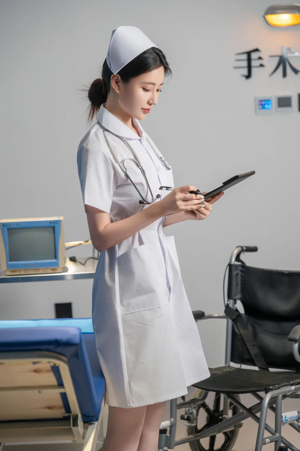 年年 - 护士长の秘密 [88P-322MB] tg@simisebaisi 【丝足阁】001.webp